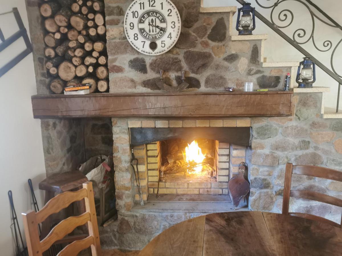 Belle Maison De Village Au Pied Du Gr20 Calenzana Kültér fotó